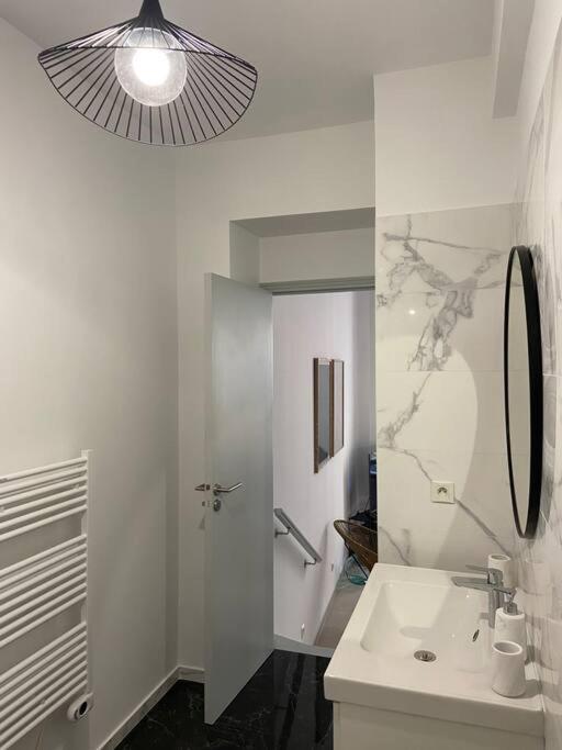 Appartement Avec Ventilateurs Proche Du Palais Des Papes Awinion Zewnętrze zdjęcie